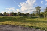 Скандальный сквер на Прессовой обнесут забором в рамках «благоустройства»