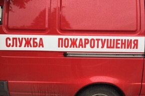 В Ленинском районе тушили расселённую четырёхэтажку 