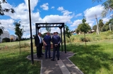 «Кто дружит со мной, у того всё быстро делают»: жительница Заводского района рассказала, как её унизили на встрече с мэром Саратова Игорем Молчановым в скандальном сквере на Прессовой