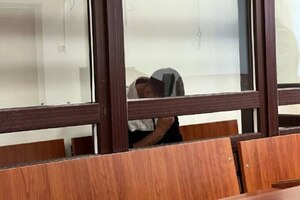 Мужчина фигурировал в деле об истязаниях в рехабе, насмерть сбил девочку и ушёл на СВО: его девушку обязали выплатить шесть миллионов