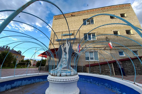 Палата №6: охранники, занимавшие комнату для подопечных в скандально известном психоневрологическом интернате, жили там незаконно, а ответственность не заметивших это прокуроров — конфиденциальна