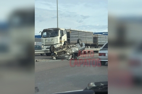 В жутком массовом ДТП на Вольском тракте чудом обошлось без пострадавших (видео)