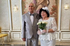 В Саратове поздравили семью, которая прожила в браке 60 лет (познакомились они в Киргизии)
