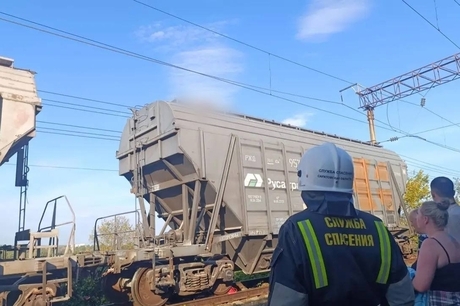 В Саратове две девочки залезли на вагон и получили удар током