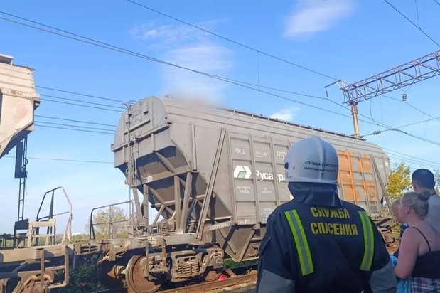 В Саратове две девочки залезли на вагон и получили удар током