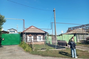 Смерть женщины с детьми в Калининске. В минздраве рассказали о состоянии выжившего подростка