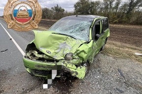 Водитель Matiz попал в больницу после столкновения с отечественной легковушкой