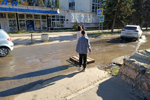 «Дорога к искусству темна и идёт через грязь»: саратовец показал, как выглядит путь к театру оперы и балета