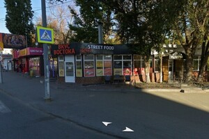 Мэрия Саратова за 11 миллионов выкупила участок и два ларька возле сквера на Ильинской площади, но потом три месяца не обращалась за отменой обеспечительных мер, чтобы что-то с ними сделать