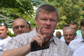 Тайная жизнь Михаила Исаева: судебная картотека пока скрывает, какие ещё правонарушения совершал вице-губернатор Саратовской области перед тем, как отказался дышать в трубку после ночного ДТП