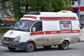 В Саратове мужчина упал с высоты и погиб