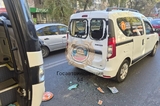 Автобус столкнулся с иномаркой в Саратове